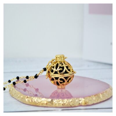 LIA (gold - black crystal beaded chain) - Cage pregnancy bola