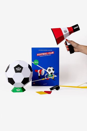 Kit 3D en papier à monter et personnaliser Football 1