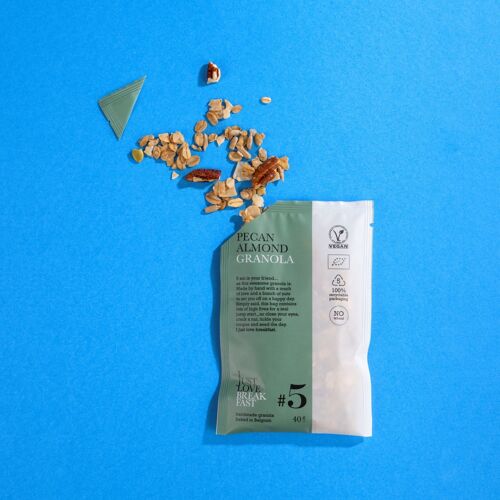 #5 40g de granola bio aux noix de pécan et aux amandes