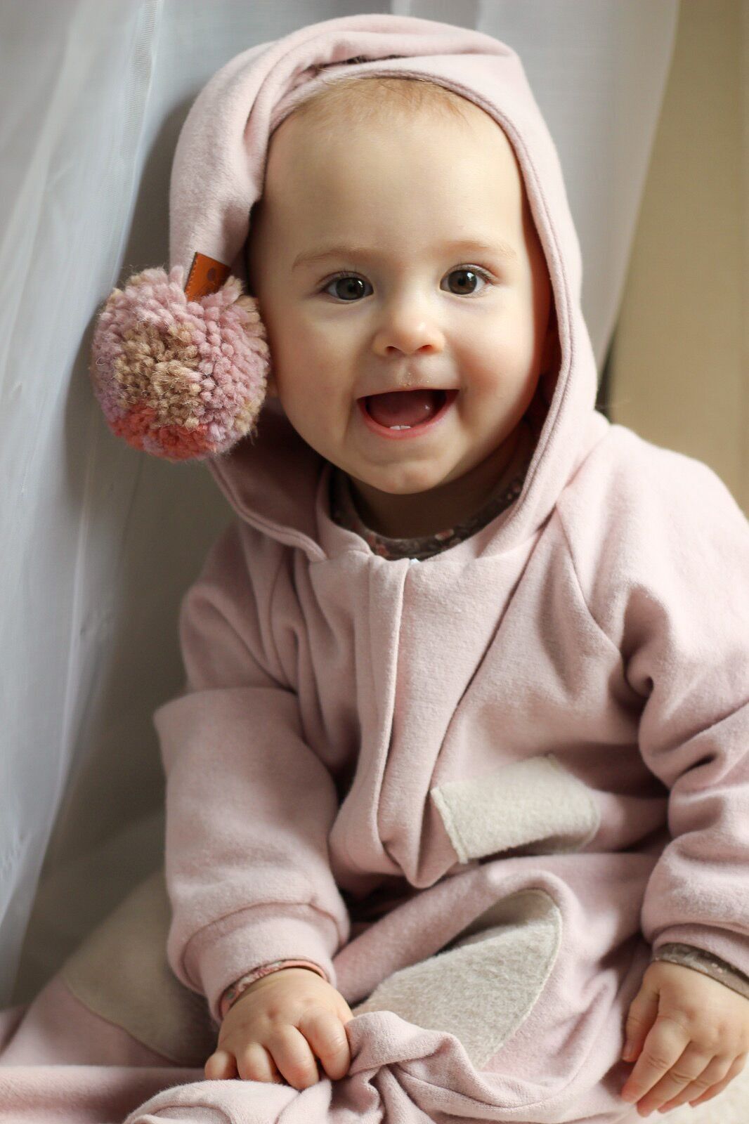 Mono oversize BOHO con capucha Blush talla S