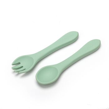 Couverts en silicone vert