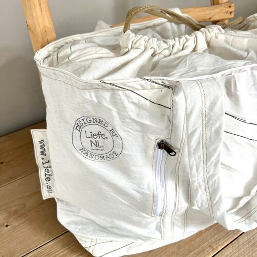 Parachutebag white recycled NEW