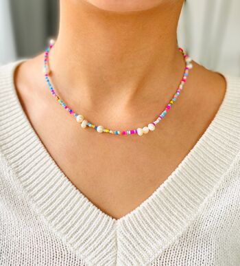 Collier style bohème avec perles d'eau douce multicolores 1