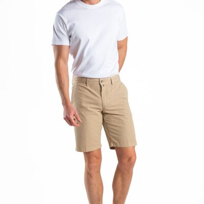 COTTON SHORTS / BERMUDA. REGULAR FIT.