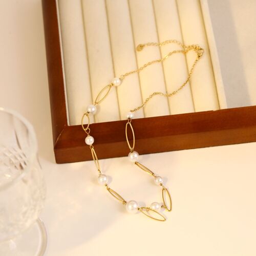 Collier chaîne ovale avec perles
