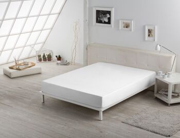 Drap housse en satin blanc - lit 150 (longueur 210 et hauteur 35 cm) - 100% coton - 300 fils. Poids : 118 3