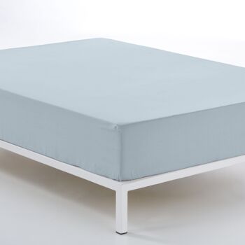 Drap-housse réglable bleu clair - Lit 150 (hauteur 28 cm) - 50% coton / 50% polyester - 144 fils. Poids : 115 2
