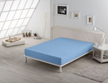 Drap-housse réglable bleu clair - Lit 180 (hauteur 28 cm) - 50% coton / 50% polyester - 144 fils. Poids : 115 3