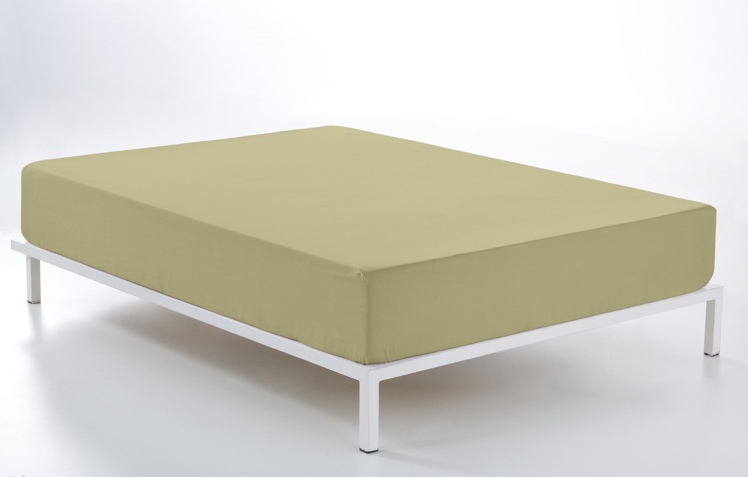 Lenzuolo con angoli regolabile cammello - letto 160 (altezza 28 cm) - 50% cotone / 50% poliestere - 144 fili. Peso: 115