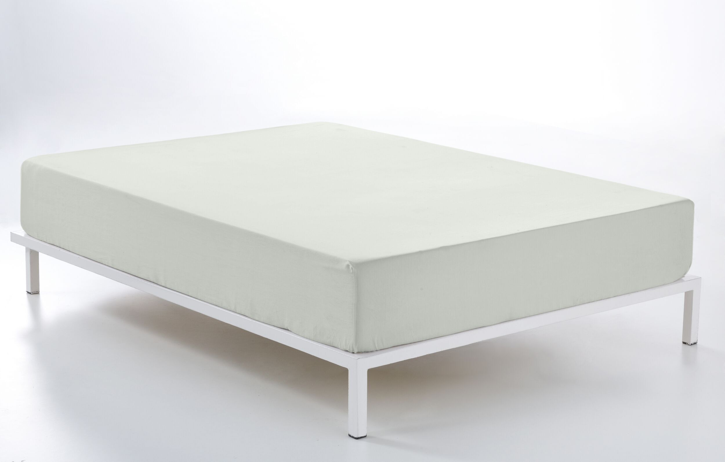 Lenzuolo con angoli regolabile bianco sporco - letto 105 (altezza 30 cm) - 100% cotone - 200 fili. Peso: 125