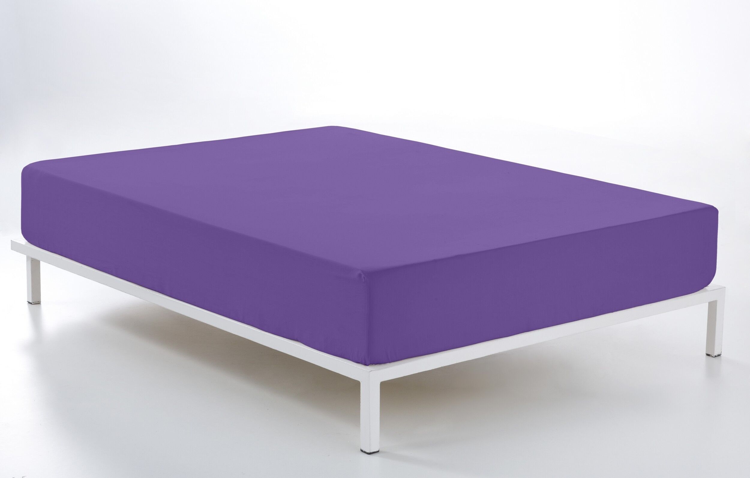 Bajera ajustable color lila - Cama de 160 (alto 28 cm) - 50% algodón / 50% poliéster - 144 hilos. Gramage: 115