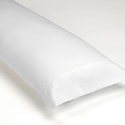 Funda de almohada de algodón orgánico color blanco. Acabado en vainica.