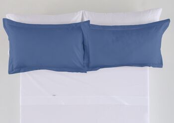 Housse de coussin bleue - 50x75 cm - 50% coton / 50% polyester - 144 fils. Poids : 115 2