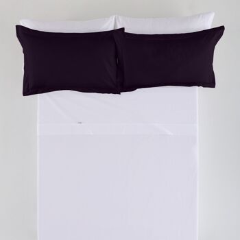 Housse de coussin noire - 50x75 cm - 50% coton / 50% polyester - 144 fils. Poids : 115 2