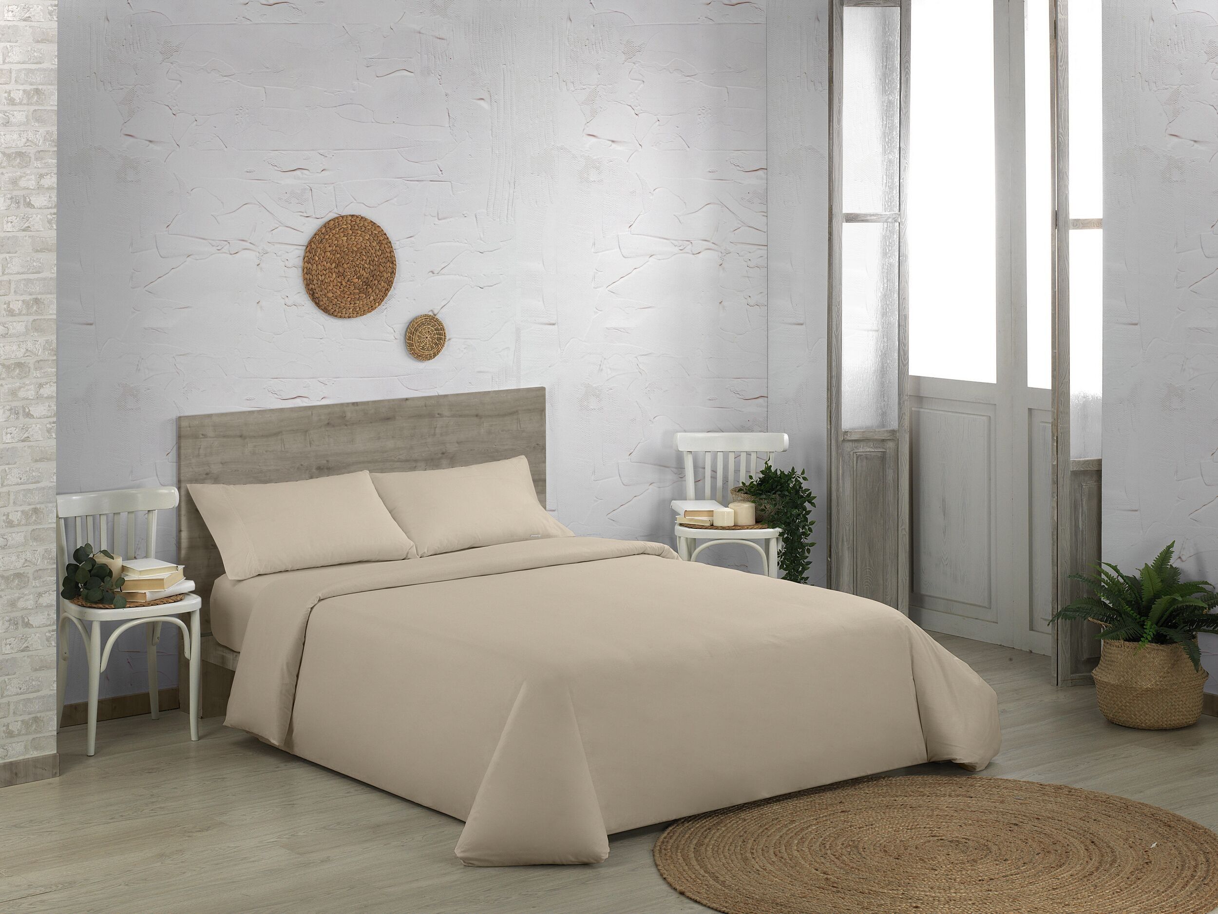 Taupe organic cotton duvet cover. 105 cm bed.