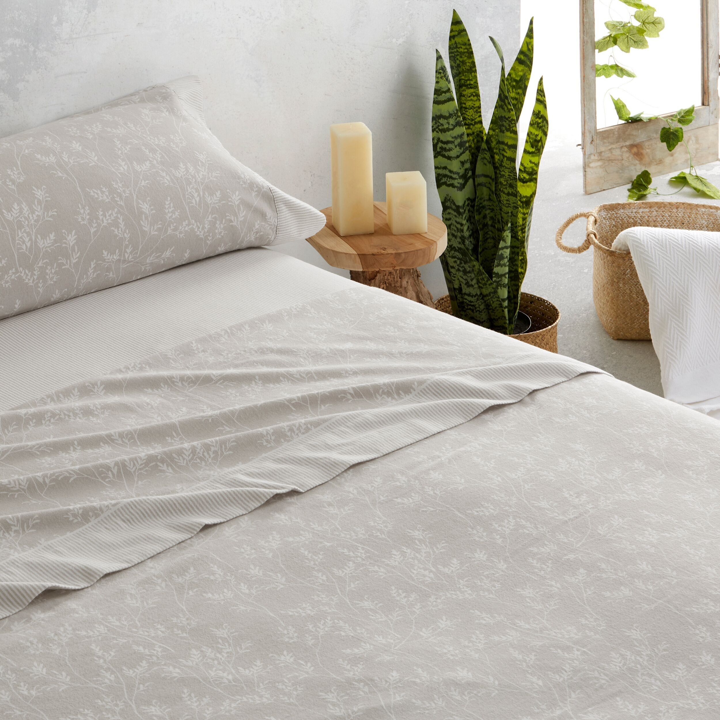 Stone colored Zahara flannel sheet set. 105 cm bed. 3 pz