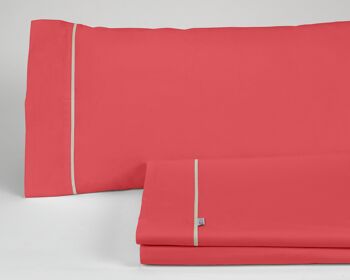 Parure de draps uni rouge - Lit 105 (3 pièces) - 50% coton / 50% polyester - 144 fils. Poids : 115 1