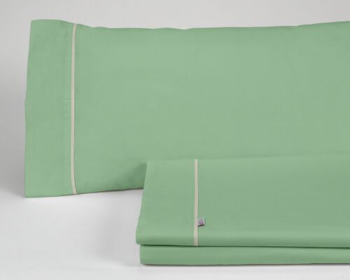 Juego de sábanas liso color verde albahaca.  Cama de 200 cm. 4 piezas