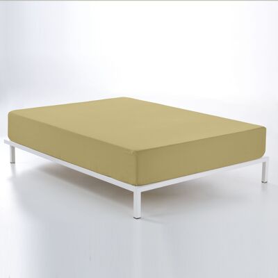 Sand colored fitted sheet. 150 bed (up to 30 cm height)