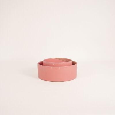Round pink pottery salad bowl