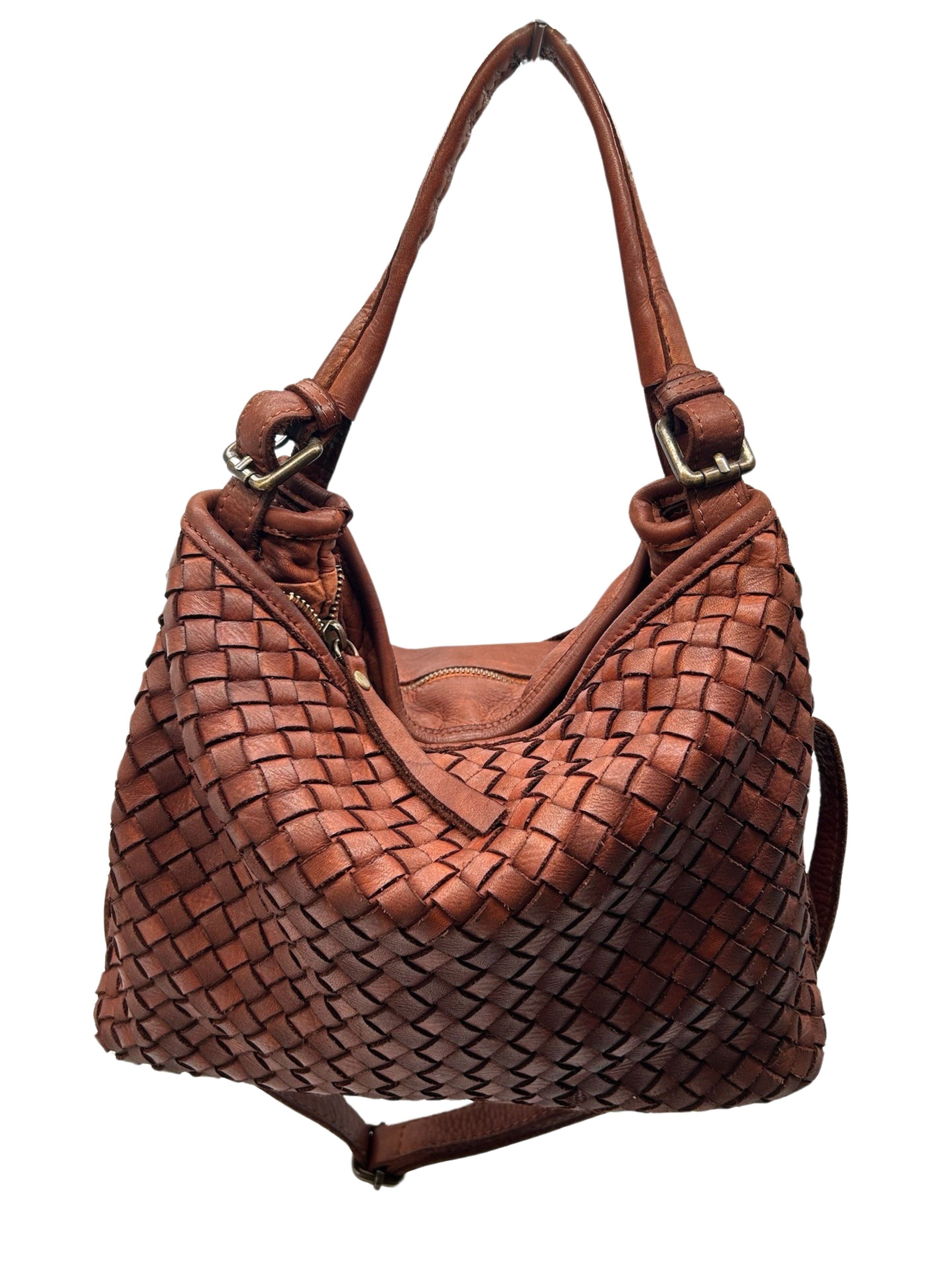 BORSA A SPALLA MIREILLE IN PELLE LAVATA CAMMELLO