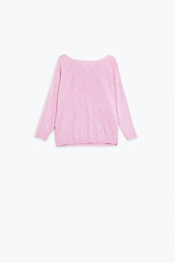 Pull rose clair à imprimé losanges avec col bateau 3