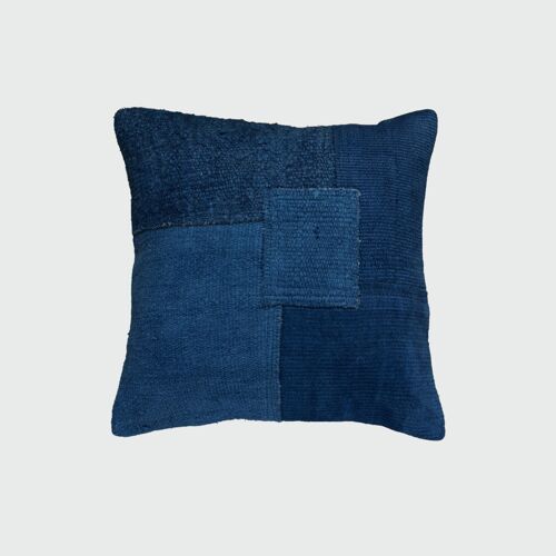 Vintage Throw Pillow in Blue