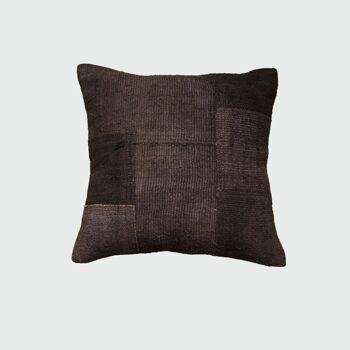 Vintage Throw Pillow in Brown 1