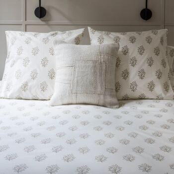 Eloise Duvet Cover in Greige 2