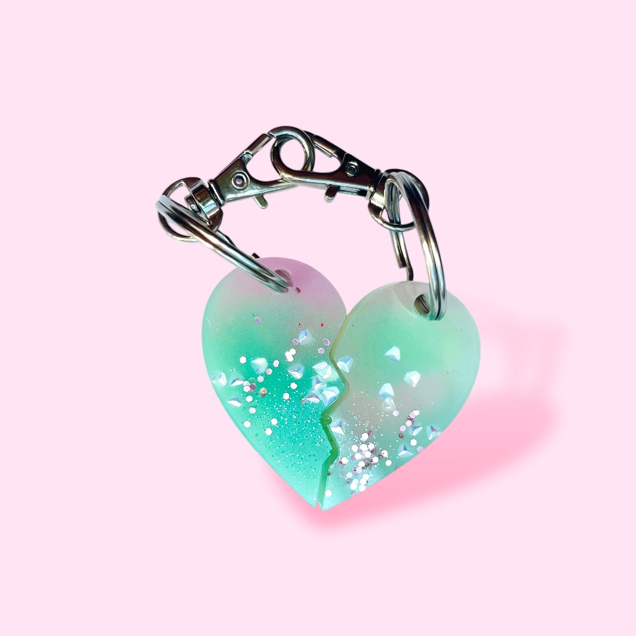 Freundschaftsherz-Schlüsselanhänger, Herz zum Teilen, Geschenk für Freundin, Mama, Geliebte (MIX-Farben)