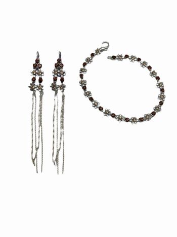 Boîte à bijoux de voyage et ensemble de longues boucles d'oreilles et bracelet Swarovski avec détails floraux. Argent sterling 7-10 microns de couleur topaze 4