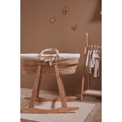 Laura bassinet stand