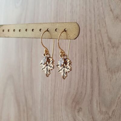 Boucles d'oreilles feuille d'or avec cristaux