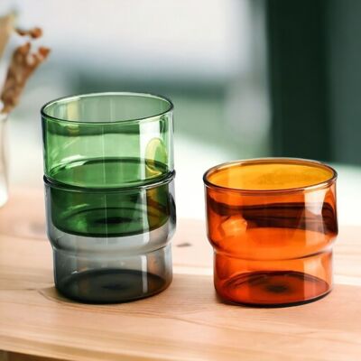 Tasse à eau en verre coloré empilable