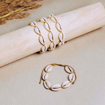 Cowrie bracelets B184