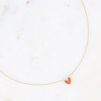 Collier Yesenia - petit pendentif coeur en émail coloré 10