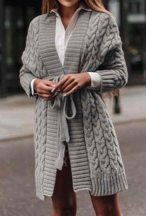 Gilet en maille avec une ceinture - 