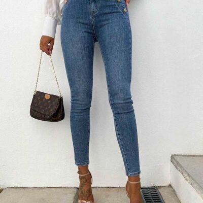Skinny jeans with buttons in Plus Size - M8881