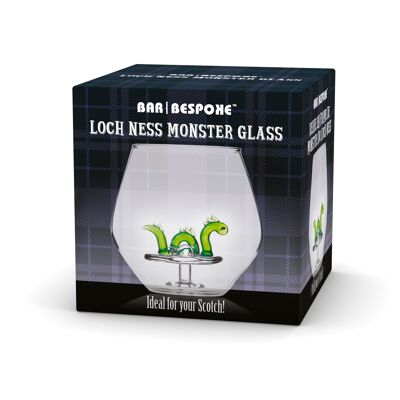 Bar Bespoke Nessie dans un verre tumbler