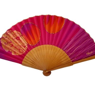 High quality silk fan in fuchsia tones