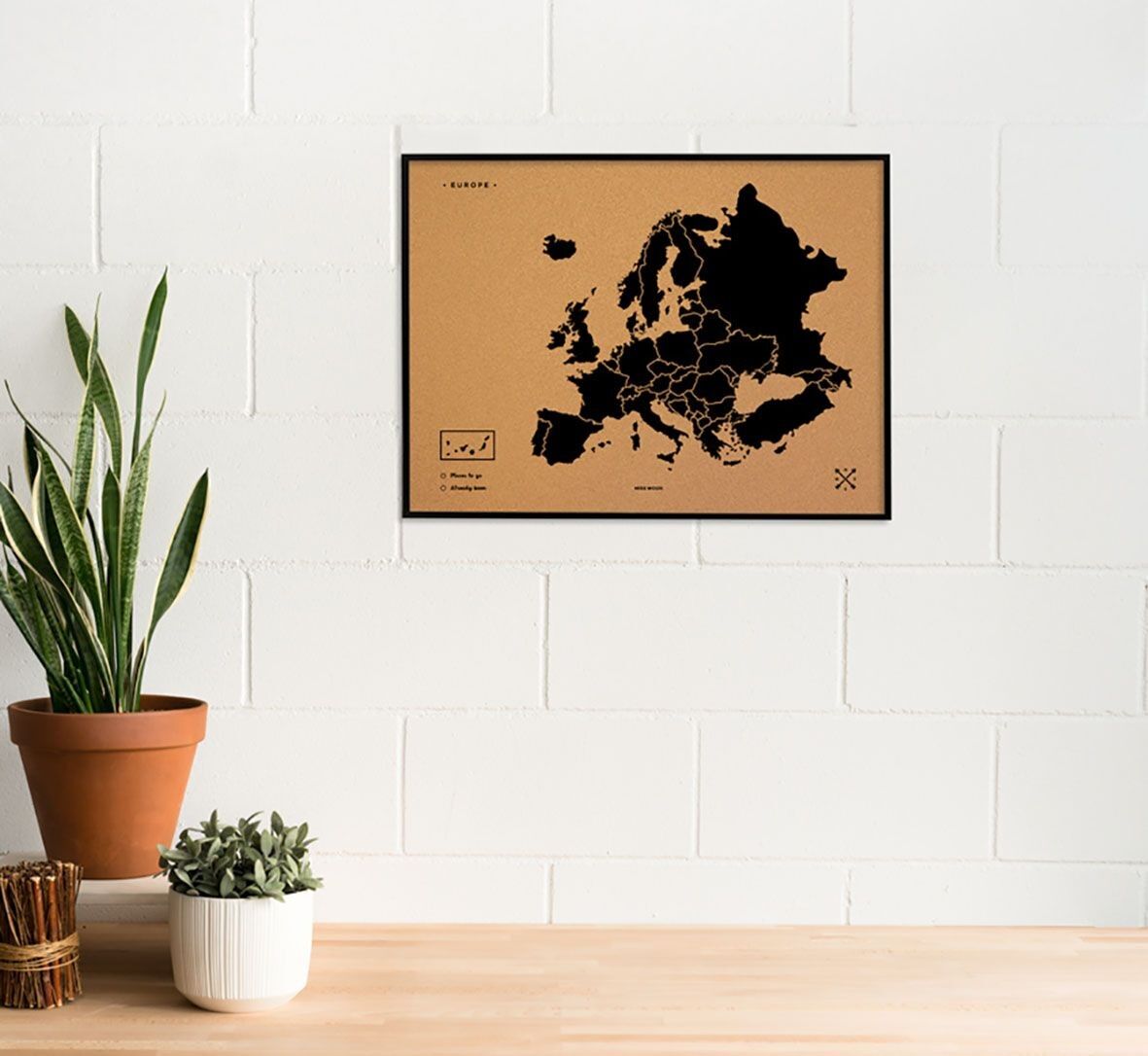 WOODY MAP L - EUROPA CORNICE NERA 63 CM X 48 CM