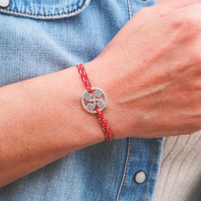 Bracciale in corda con croce basca