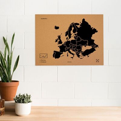 WOODY MAP XL - EUROPE NOIR 90 CM X 60 CM