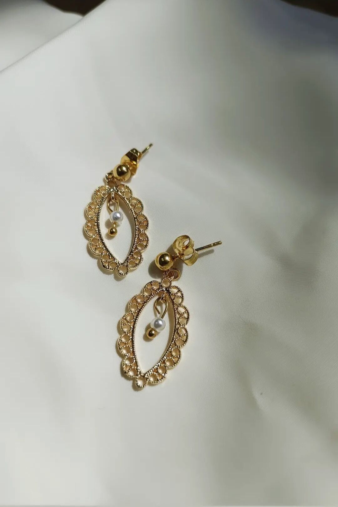 Stainless steel and freshwater pearl earrings - Valérie