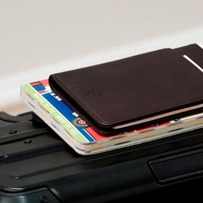 Portefeuille passeport en cuir KENSINGTON avec blocage RFID (marron)