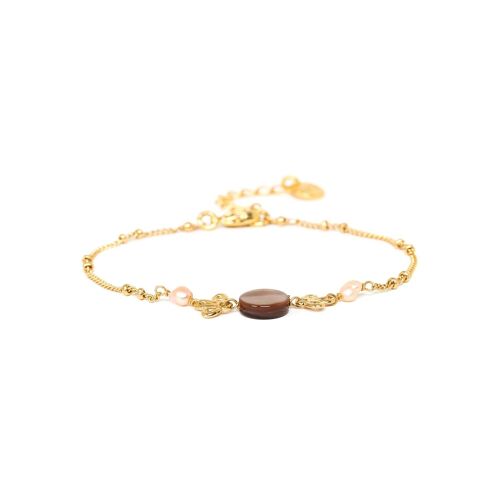 LES COMPLICES-ROSY  bracelet fin fermoir mousqueton perles et nacre brune