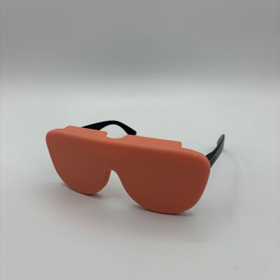 Estuche para gafas color salmón en silicona médica reciclada, plegable e innovadora