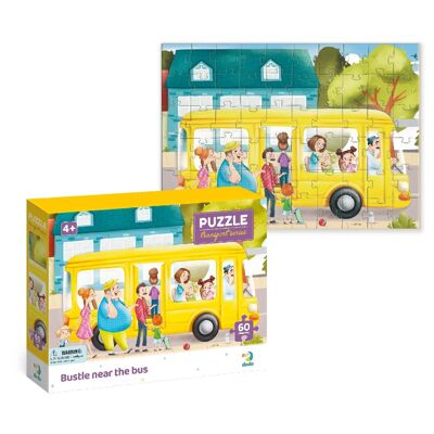 Puzzle Bullicio Cerca Del Autobús 60 Piezas