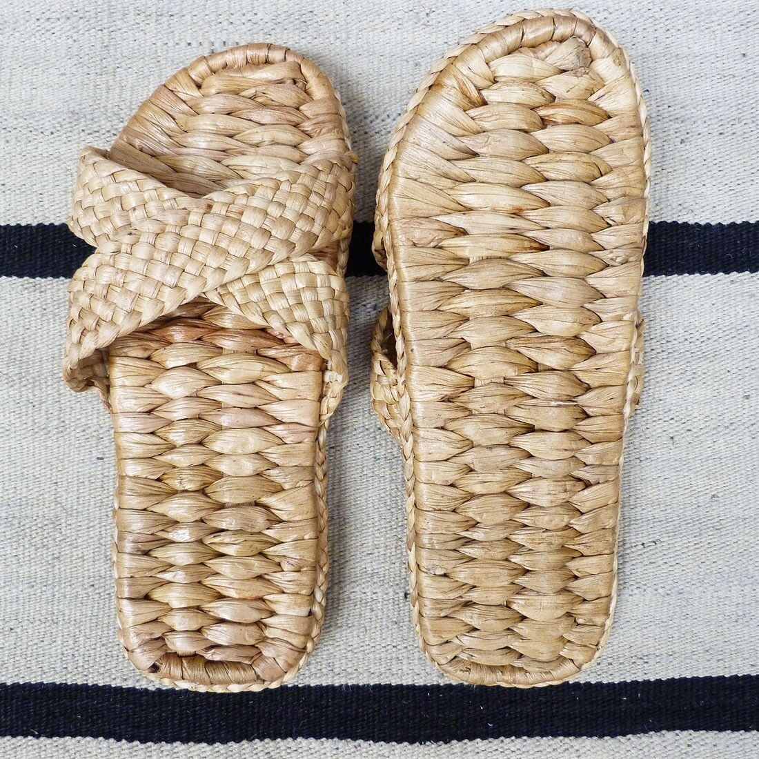 Pantofole intrecciate