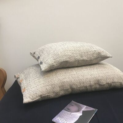 NOA Cushion - Buttons
